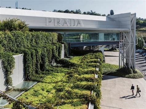 sede prada guido canali|L’architettura industriale di Guido Canali: i progetti per Prada./ Il .